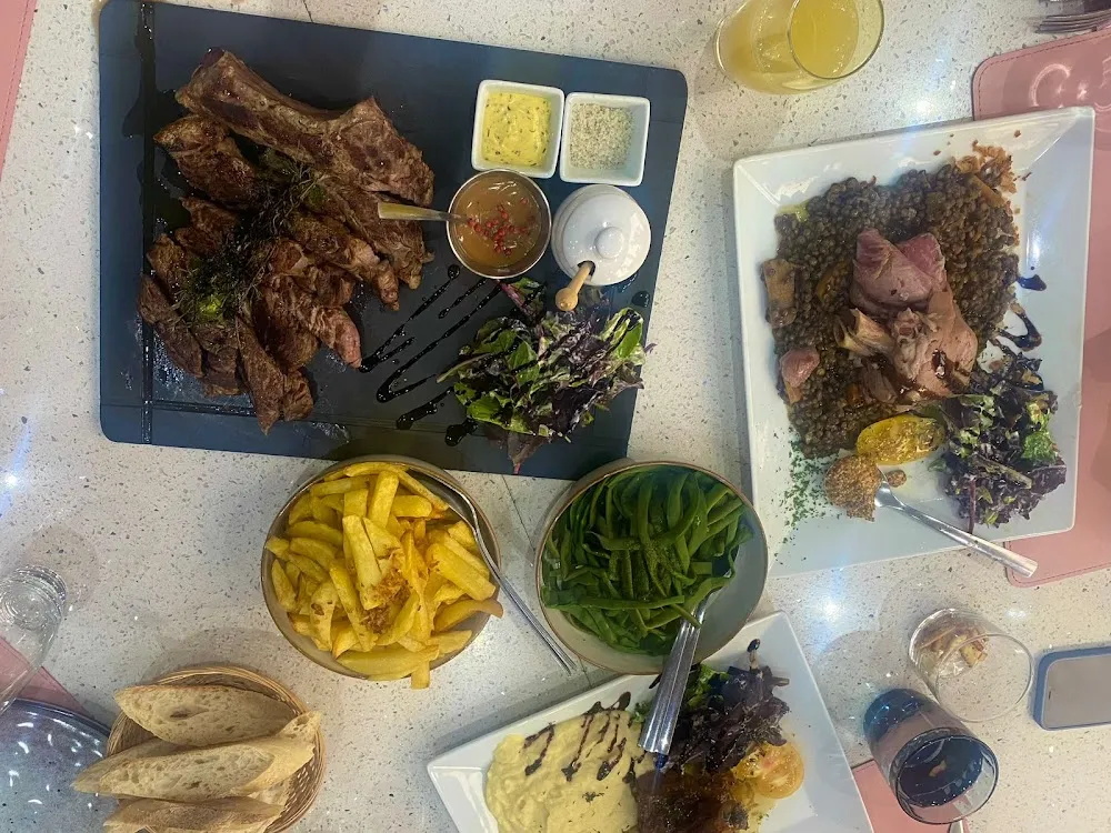 Sourit d'agneau Et Cote de Bœuf